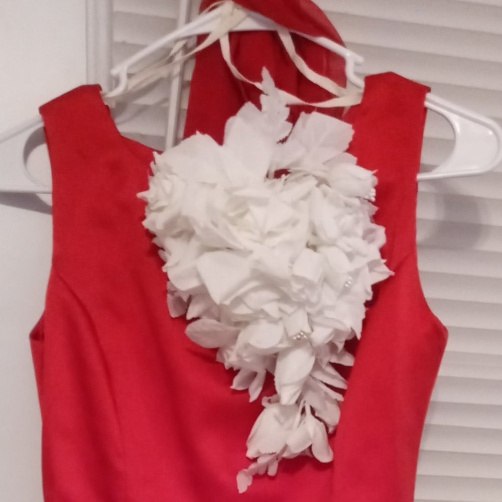 Wedding bridesmaid dress w/bouquet n scarf